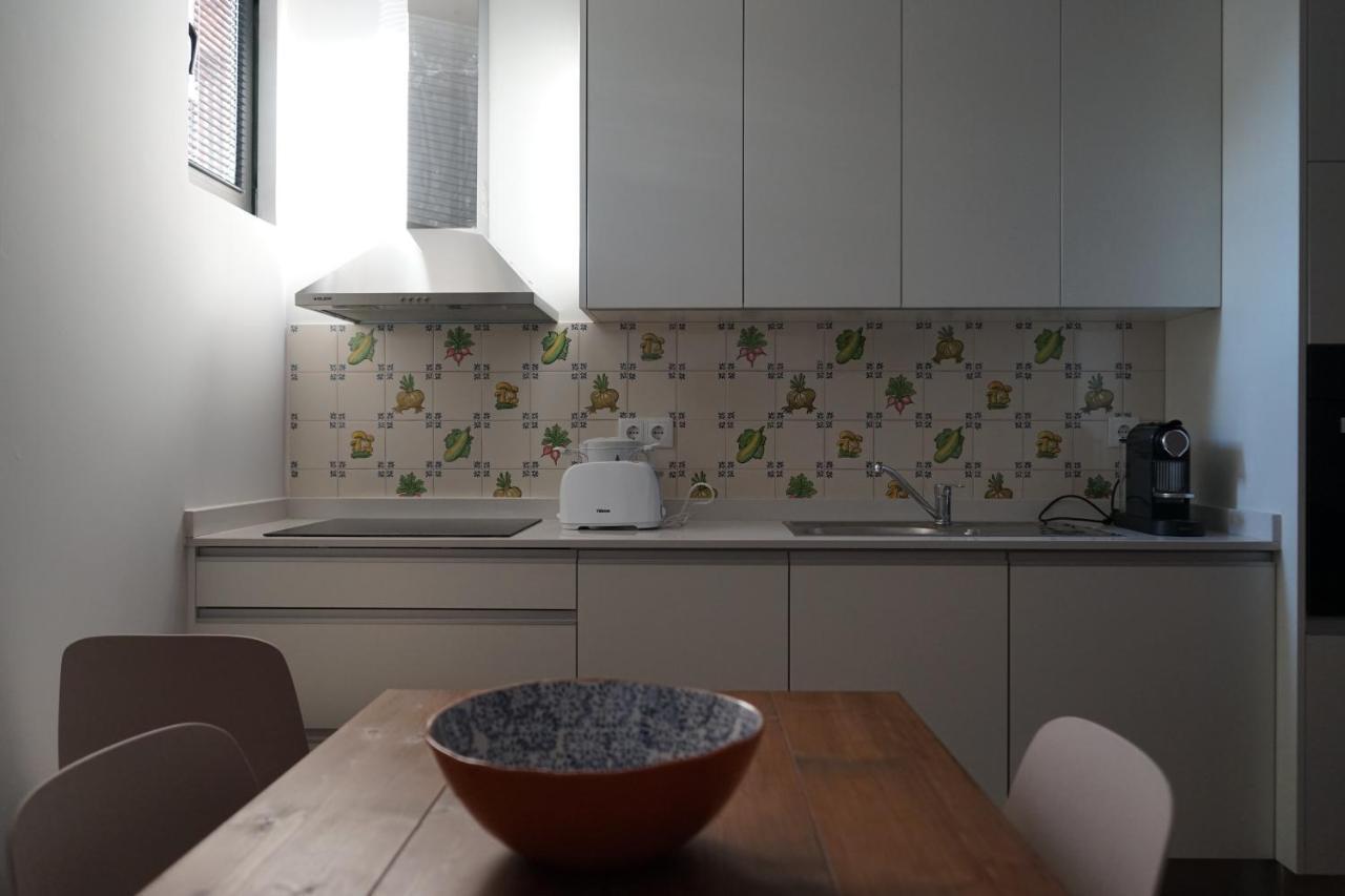 Modern House - Air Cond, Free Parking, Breakfast, By Porto With Love Lda บีลาโนวาเดกายา ภายนอก รูปภาพ