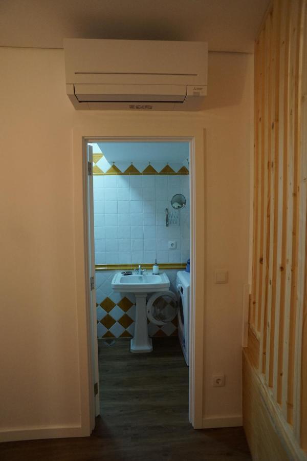 Modern House - Air Cond, Free Parking, Breakfast, By Porto With Love Lda บีลาโนวาเดกายา ภายนอก รูปภาพ